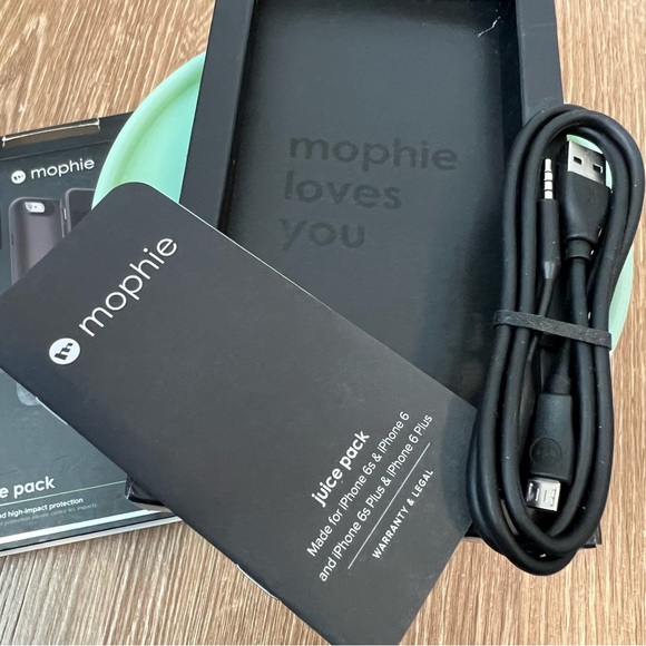 Mophie iPhone 6 Plus/6S Plus JuicePack Backup Battery Case - Picture 3 of 8